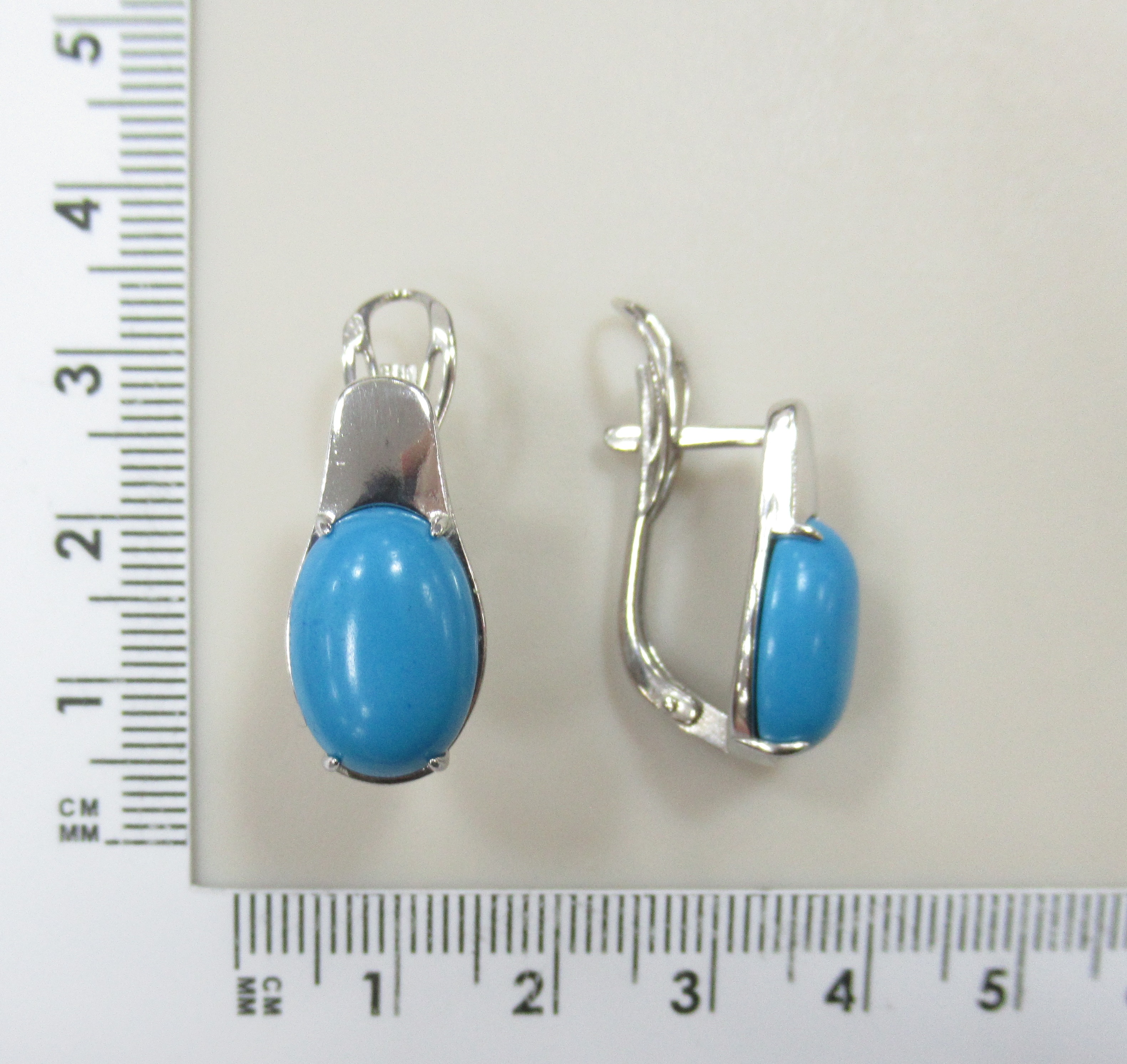 Серебряные серьги с бирюзой